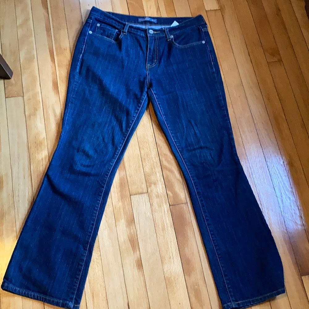 Levi’s 515 boot cut size 8m